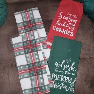Festive Christmas Kitchen Towels Set